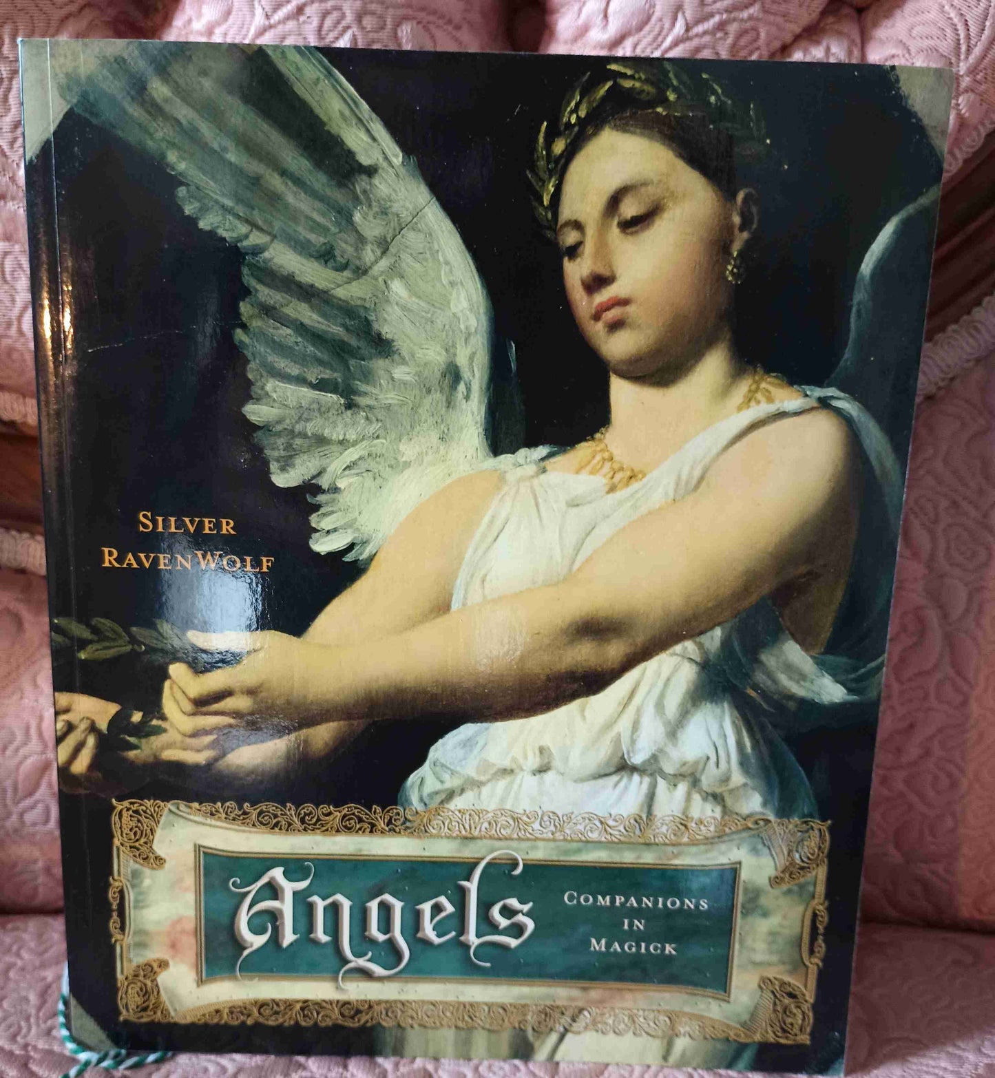 Angels - Companions in Magic